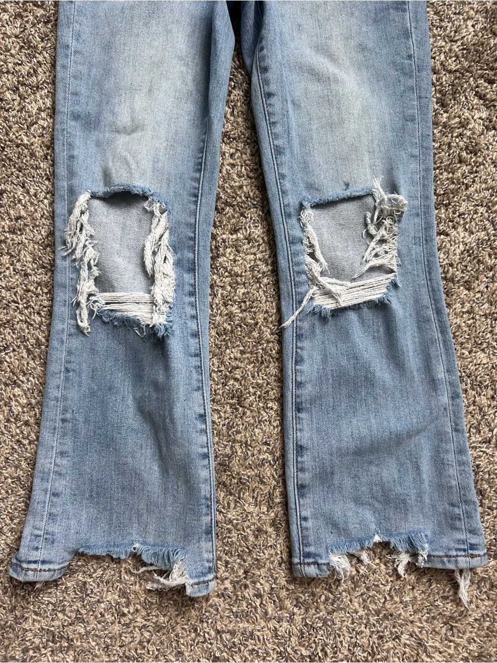 Lovervet by Vervet Distressed Cropped Mini Flate Jeans size 26/3